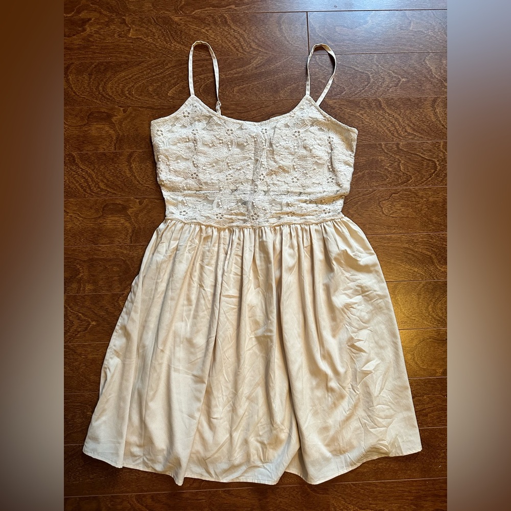 Cute cream & lace mini dress